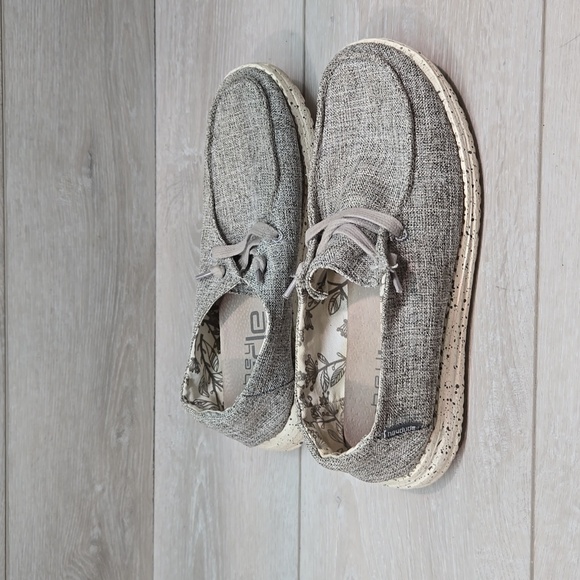 Hey Dude Womens Wendy L Linen Iron Loafer Slip on shoes sz 7 - Picture 2 of 12